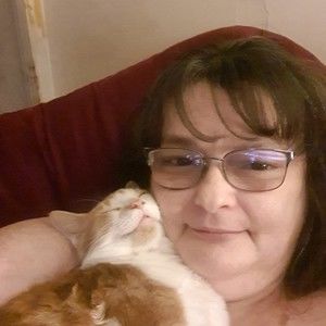 Meet your Posher, Tina l